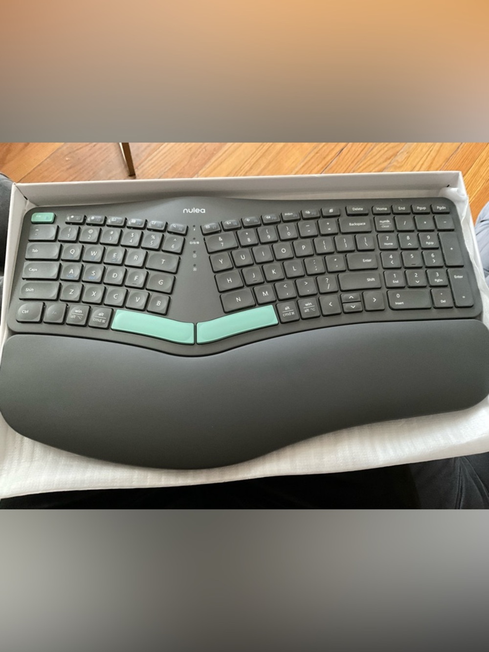Nulea HD315 Split Ergonomic Keyboard | Wireless | USB-C | Gray green | New